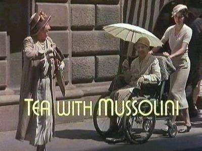  The Tea With Mussolini Gallery   on YCDTOTV.de       Path: www.YCDTOT.de/twm_img/e1_006.jpg 
